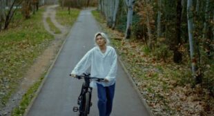 真っ白 (Masshiropure white) Song Lyrics