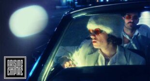 Lyrics of OUTLANDER Song