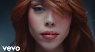 Lyrics of Nada Es Para Siempre Song