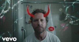 She Hates Me Lyrics – Dierks Bentley