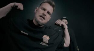 Geaca jos Song Lyrics