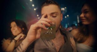 Hako diyorlar Song Lyrics