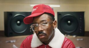 Lyrics of Stop Playing With Me Song