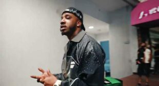 Lyrics of Sound Of You Laughing Song