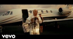 ESO ES POR MI (English Translation) Lyrics