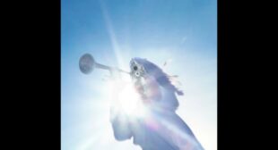 Lyrics of Long Island City Here I Come Song