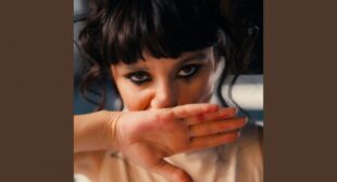 Lyrics of Mărgele Song