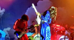 Paint Me a Picture Lyrics – Magdalena Bay