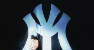 WHIGGA (English Translation) Song Lyrics