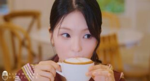 Lyrics of CAPPUCCINO (English Translation) Song