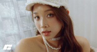 Lyrics of I Stay, I Leave, I Love, I Lose Song