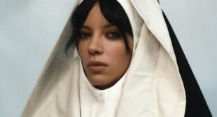 Pussy Palace Song Lyrics