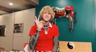 Lyrics of Voicemail Song