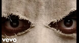 Lyrics of BLOODYMARY (English Translation) Song