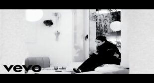 Likey Likey (English Translation) Lyrics