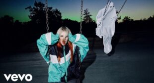 Lyrics of Call Me (R u alone?) Song