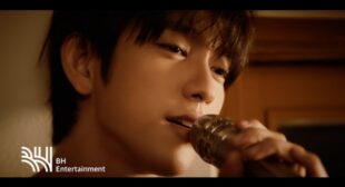 Christmas Fever (English Translation) Song Lyrics