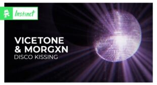 Disco Kissing Lyrics