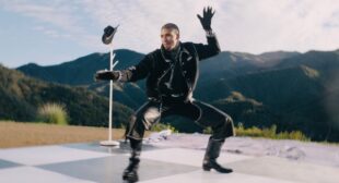 Lyrics of 하얀 그리움 (White Memories) Song