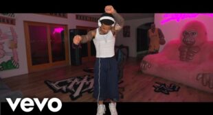 Lifemhmmm Song Lyrics