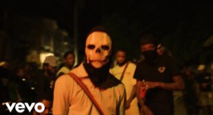 Lyrics of Nervous Wreck Song