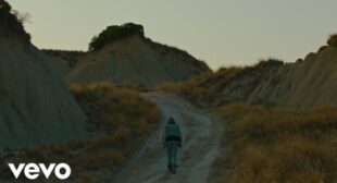 Vieni Te (English Translation) Lyrics