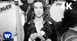 Hand In My Pocket Lyrics – Alanis Morissette