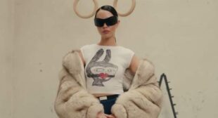 Lyrics of Смак-печаль (Taste-sadness) (English Translation) Song