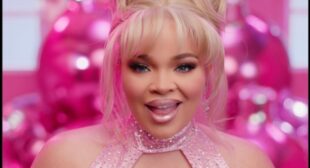 Holiday Barbie Lyrics