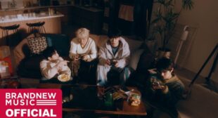 BOTTOMS UP (English Translation) Lyrics